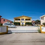 Pavic شقة