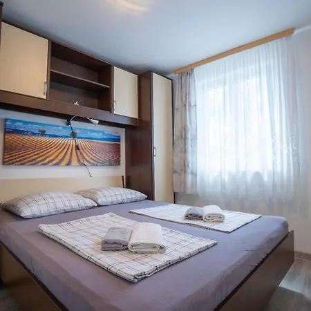 Apartment Pavic Vir